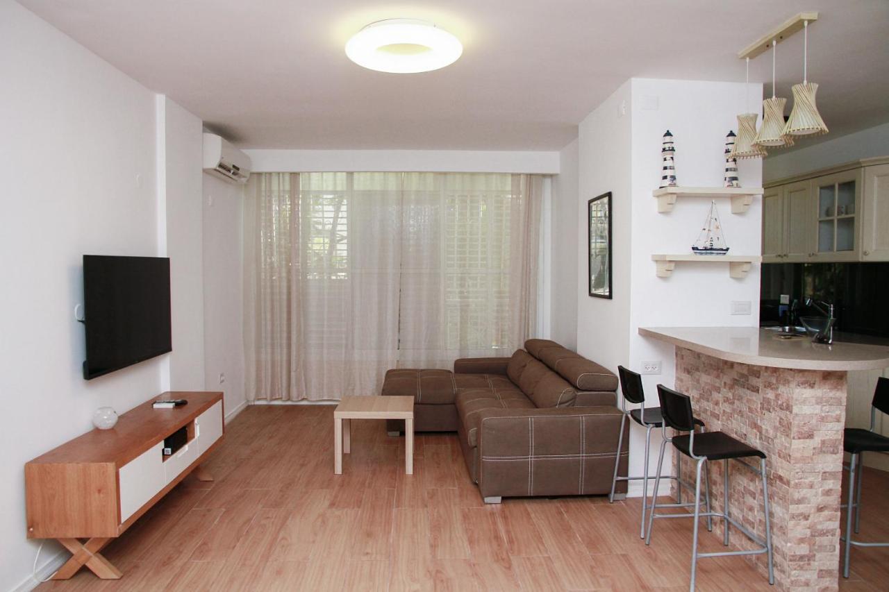 Apartments4You Betti Bat Yam Exterior photo