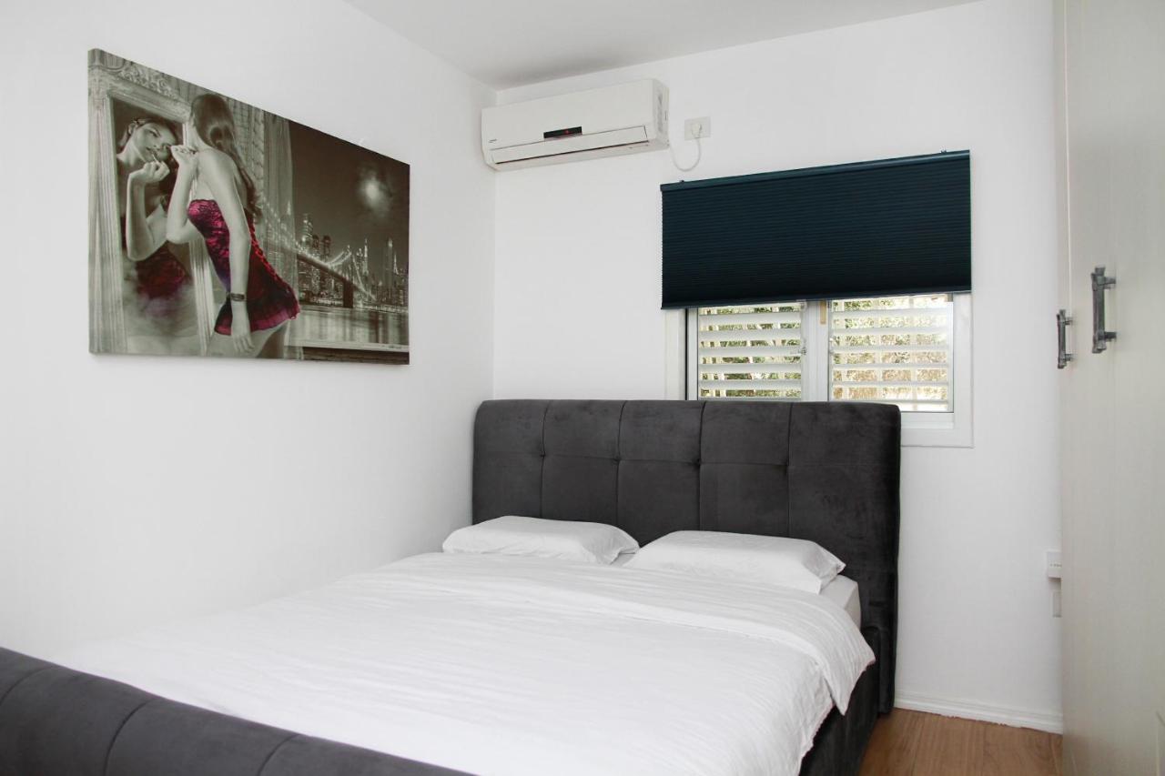 Apartments4You Betti Bat Yam Exterior photo